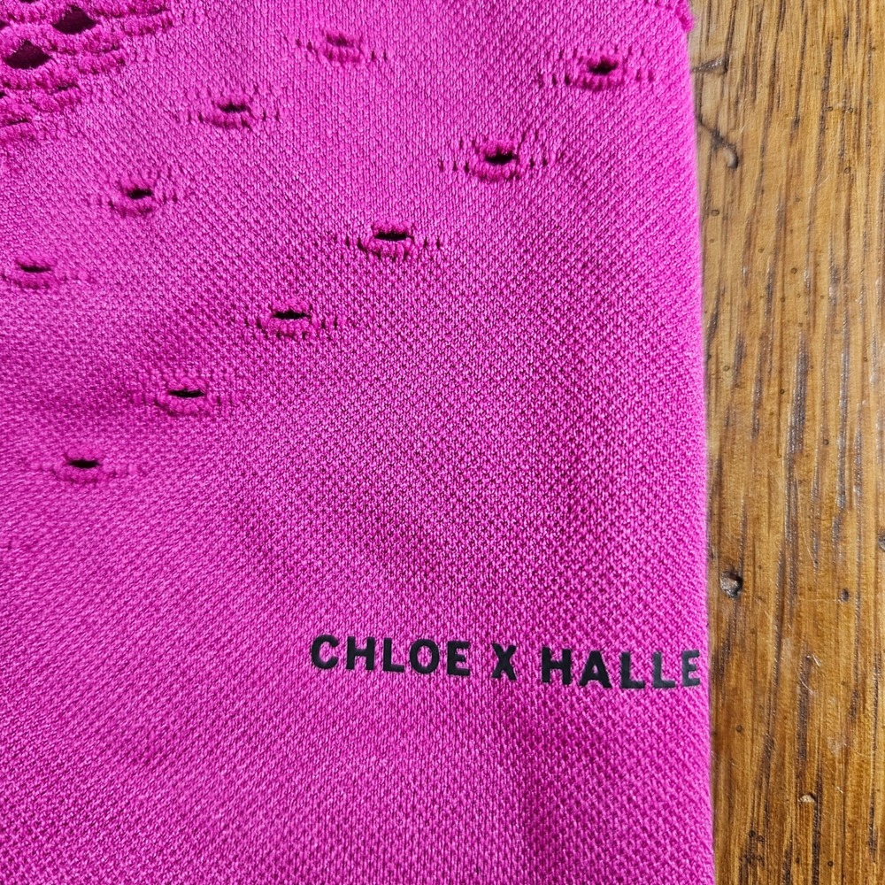 PINK Chloe x Halle High Waisted Seamless Leggings Eyelet Detail Pink Size Medium - Picture 9 of 14